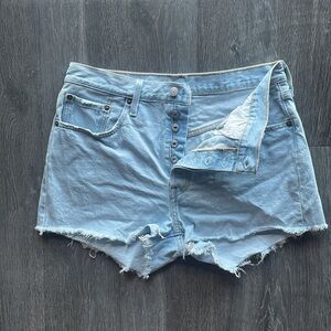 Levi 501 Cutoff Denim Shorts ✧ Size 31